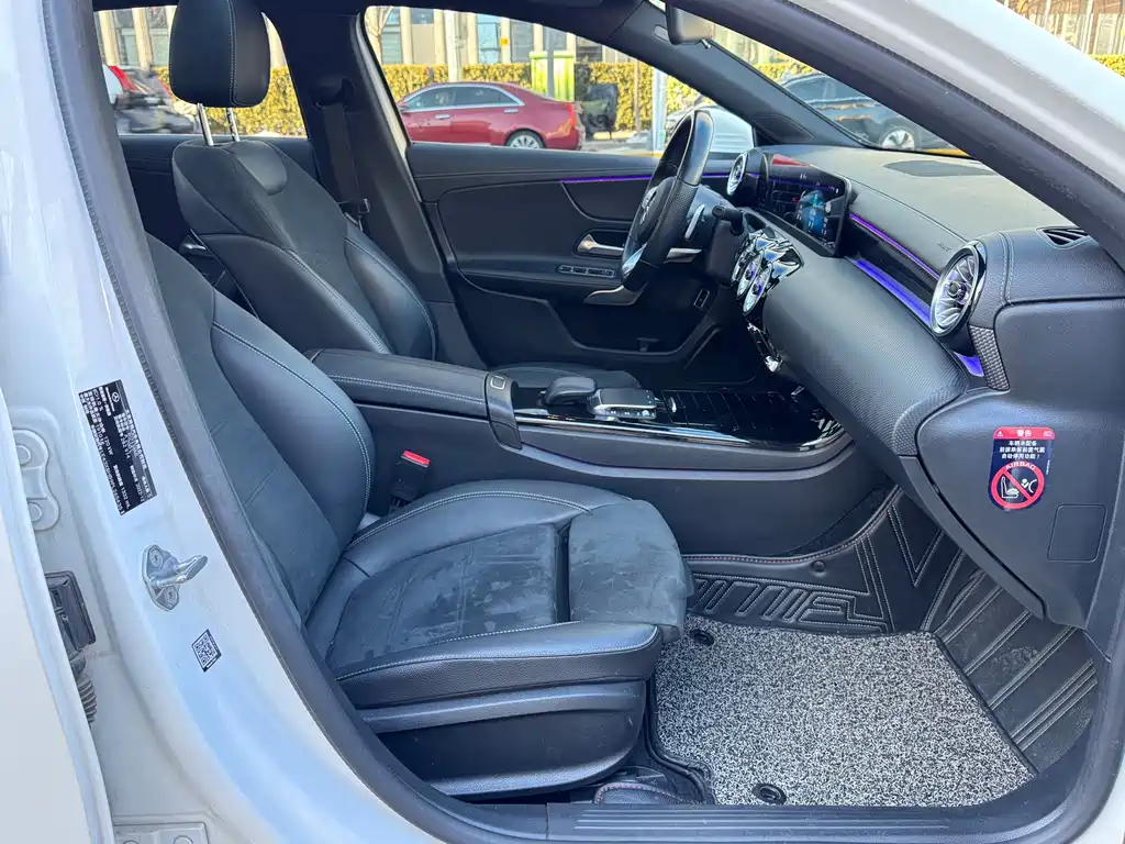 MERCEDES-BENZ A CLASS