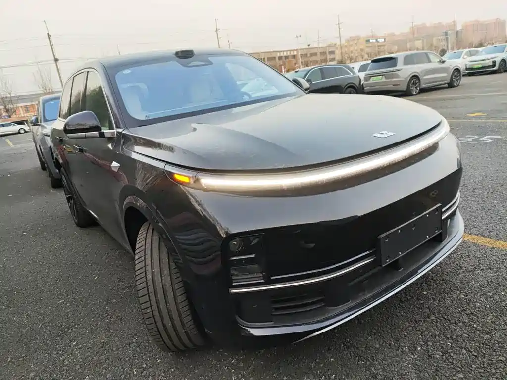 Li Auto IDEAL L8