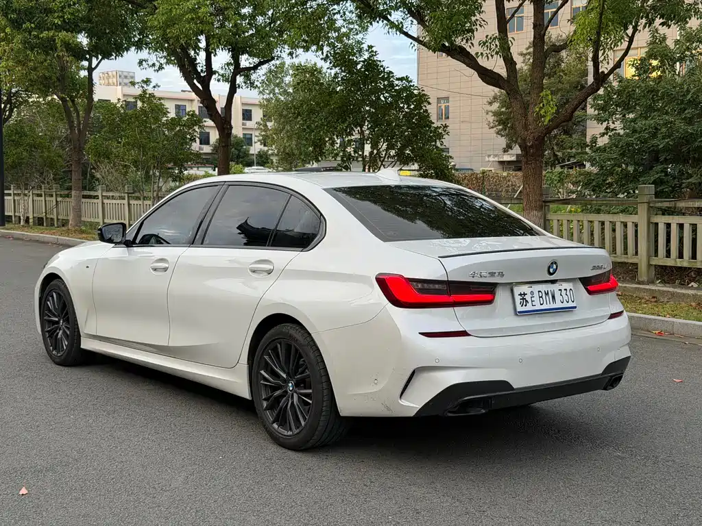 BMW 3 Series — миниатюра 7