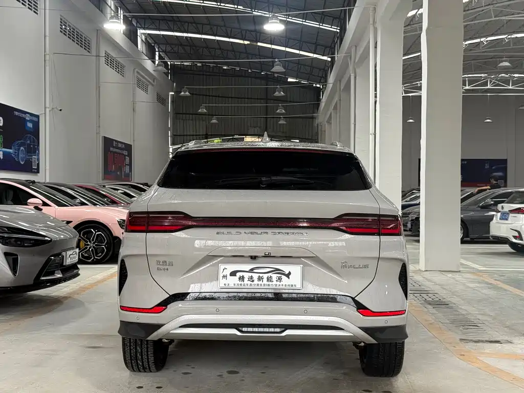 BYD PLUS New Energy — миниатюра 5