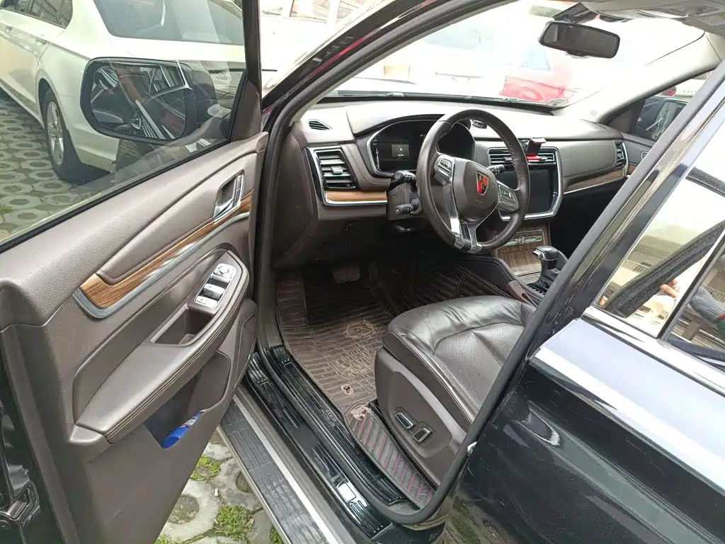 Roewe RX8 — миниатюра 16