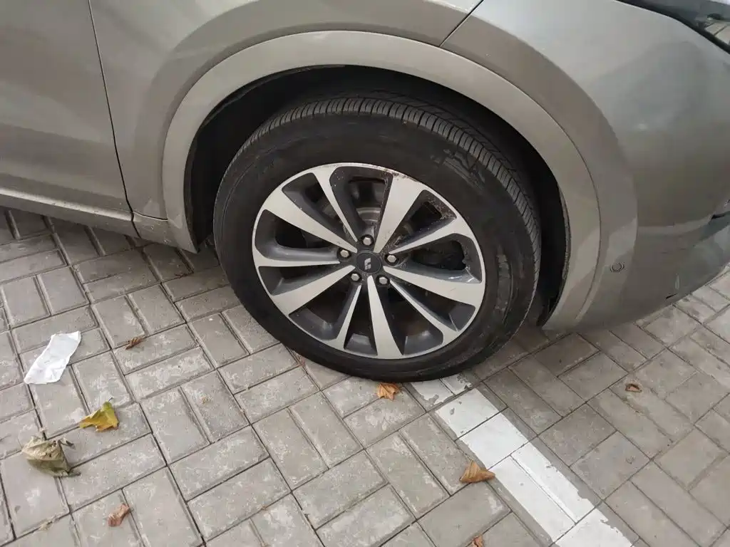 Li Auto Li ONE — миниатюра 17