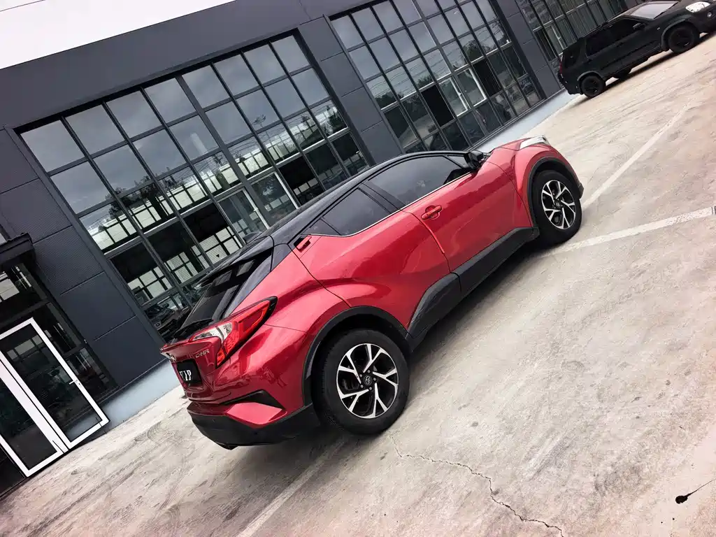 Toyota C-HR — миниатюра 16