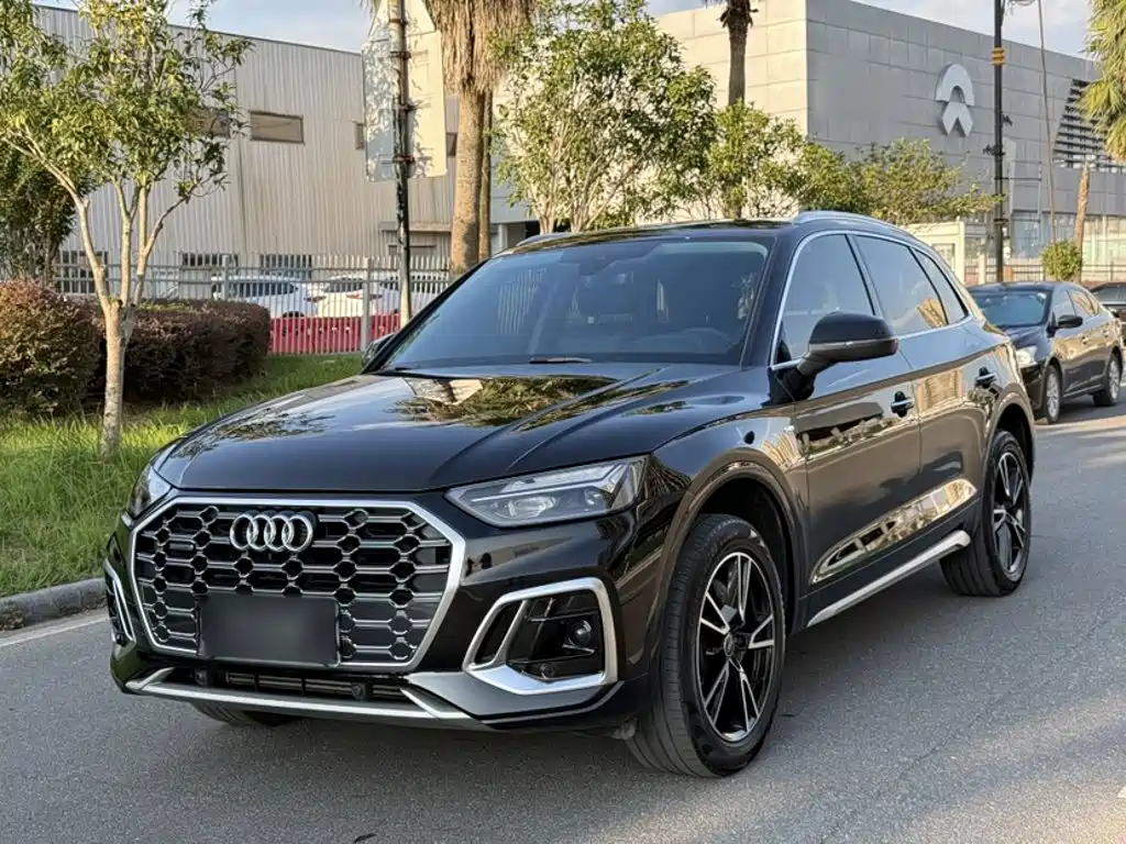 奥迪Q5L 2024款 40 TFSI 时尚动感型 2025