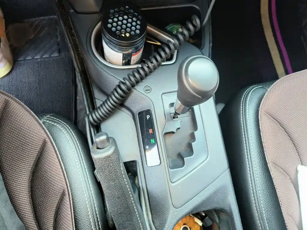 Toyota RAV4 — миниатюра 7