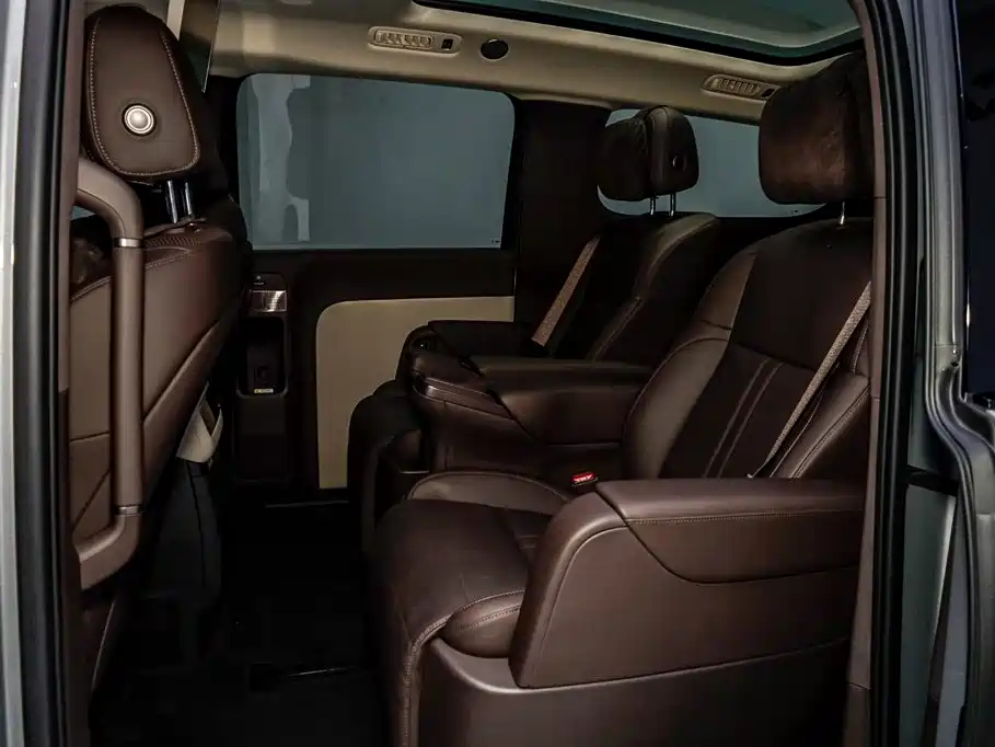 Li Auto Li MEGA — миниатюра 11