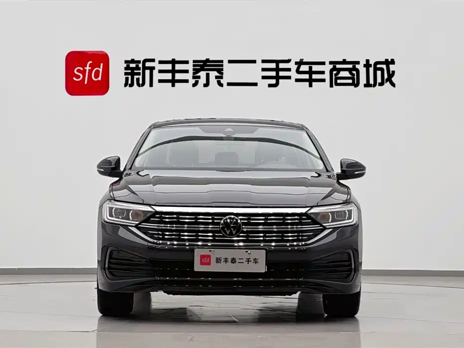 Volkswagen Sagitar 2023 300TSI DSG