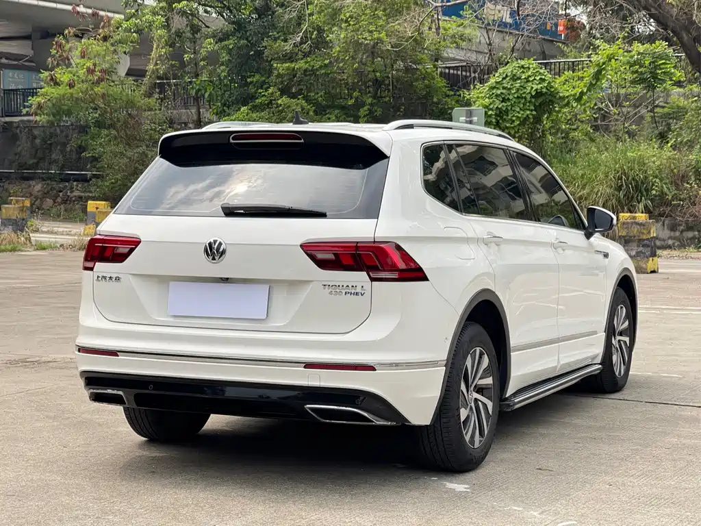 Volkswagen Tiguan L PHEV — миниатюра 5