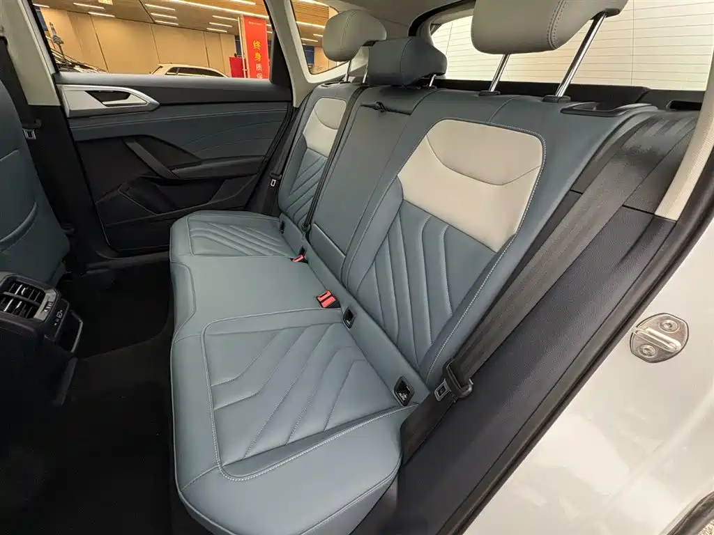 Volkswagen Tharu 2024 300TSI