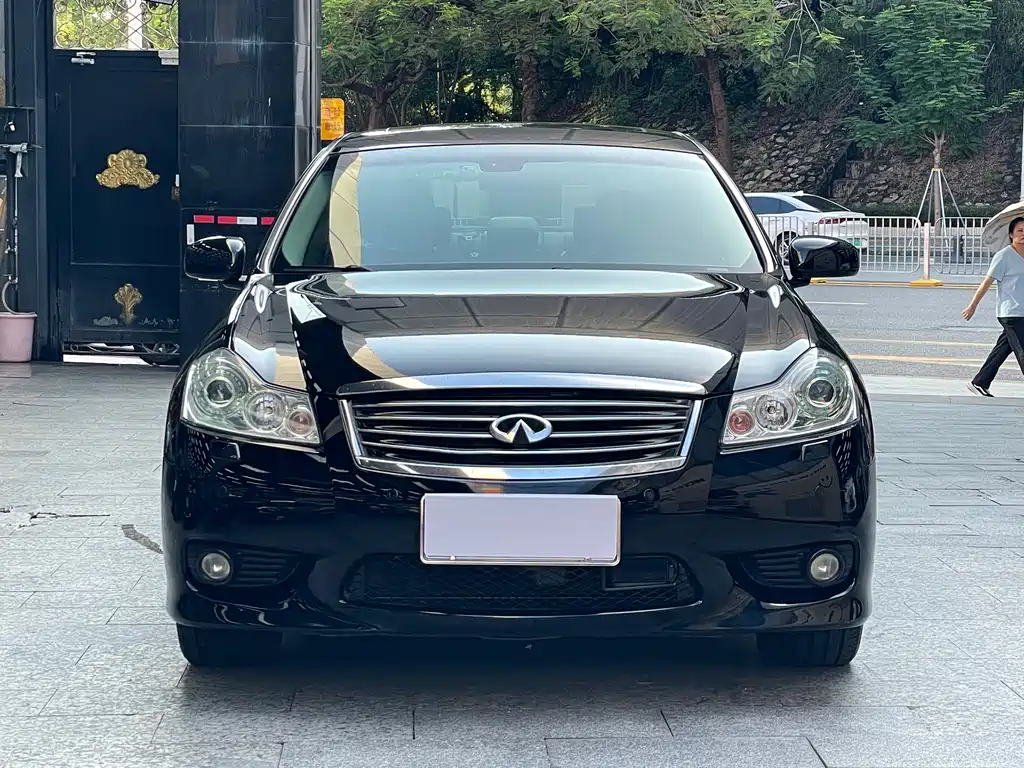 Infiniti M 2008 M35