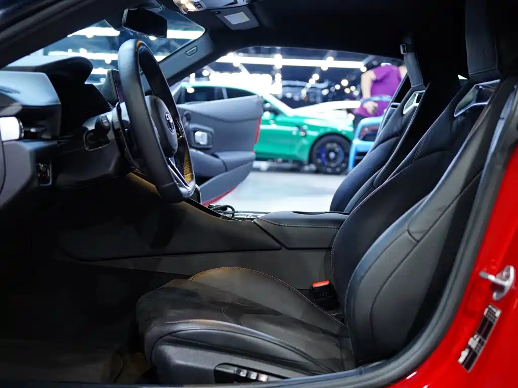 Toyota Supra — миниатюра 11