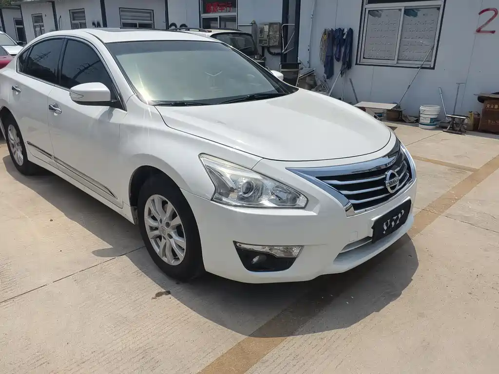 Nissan Altima 2013 2.0L XL Comfort