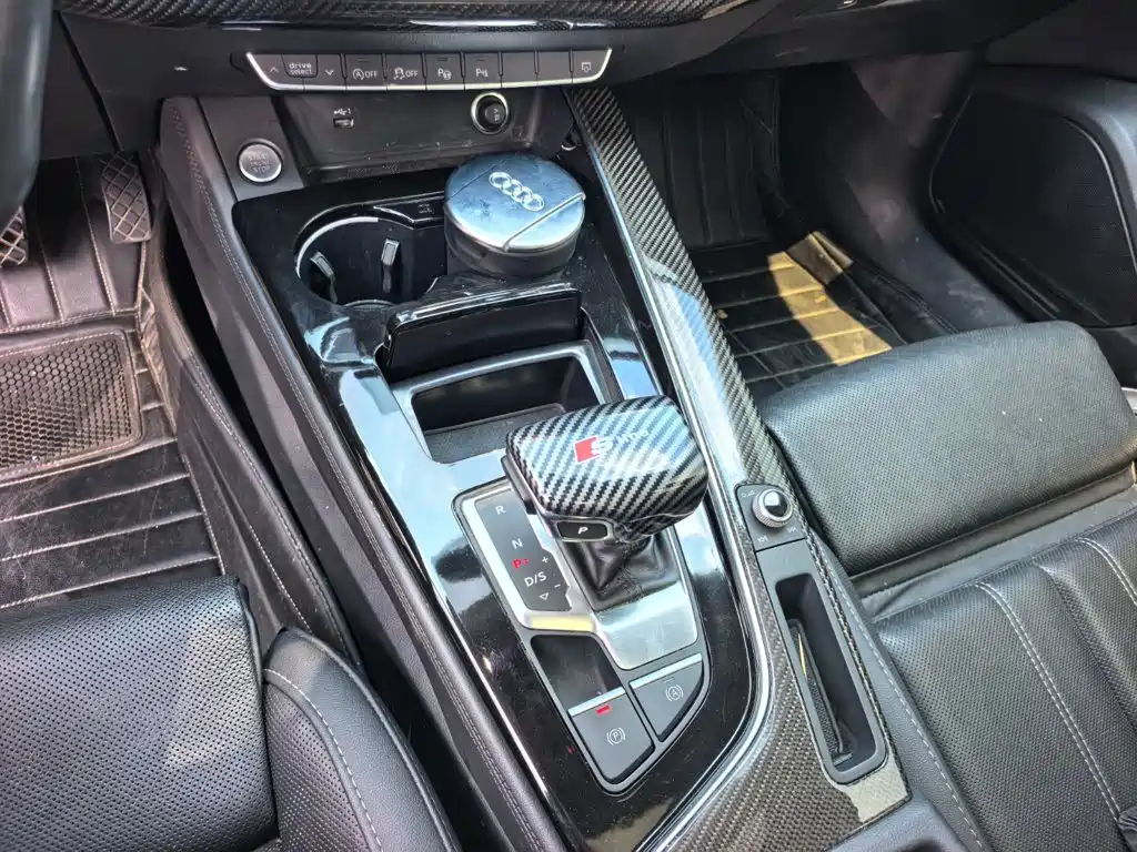 Audi A4L — миниатюра 13