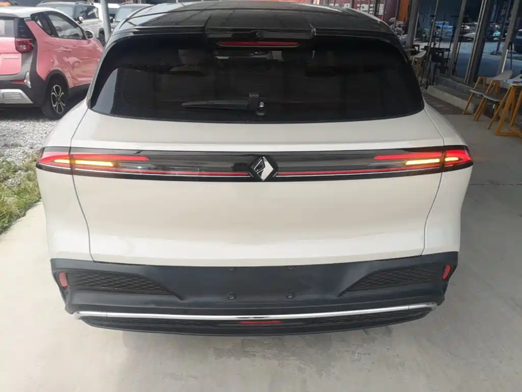Baojun Yunhai — миниатюра 6