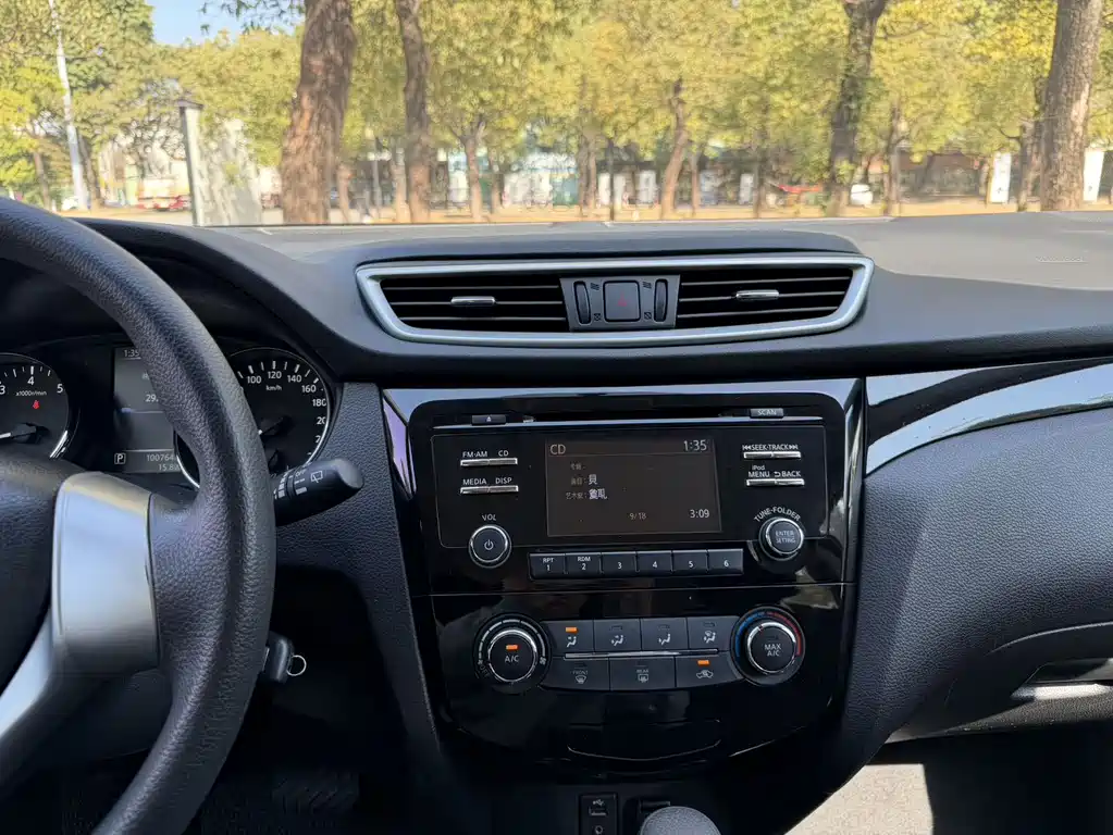 Nissan Qashqai — миниатюра 14