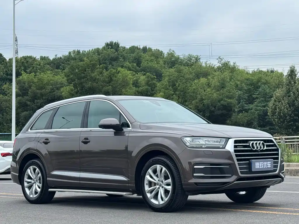 Audi Q7 2019 45 TFSI Comfort
