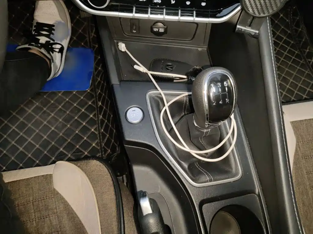 Changan Eado 2022 PLUS 1.6L GDI MT Luxury
