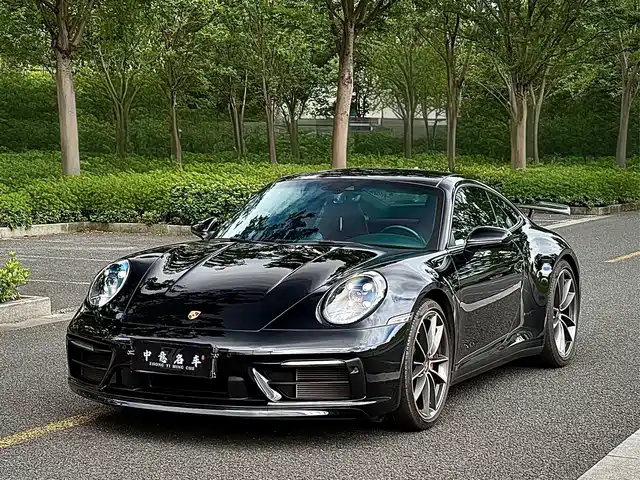 Porsche 911