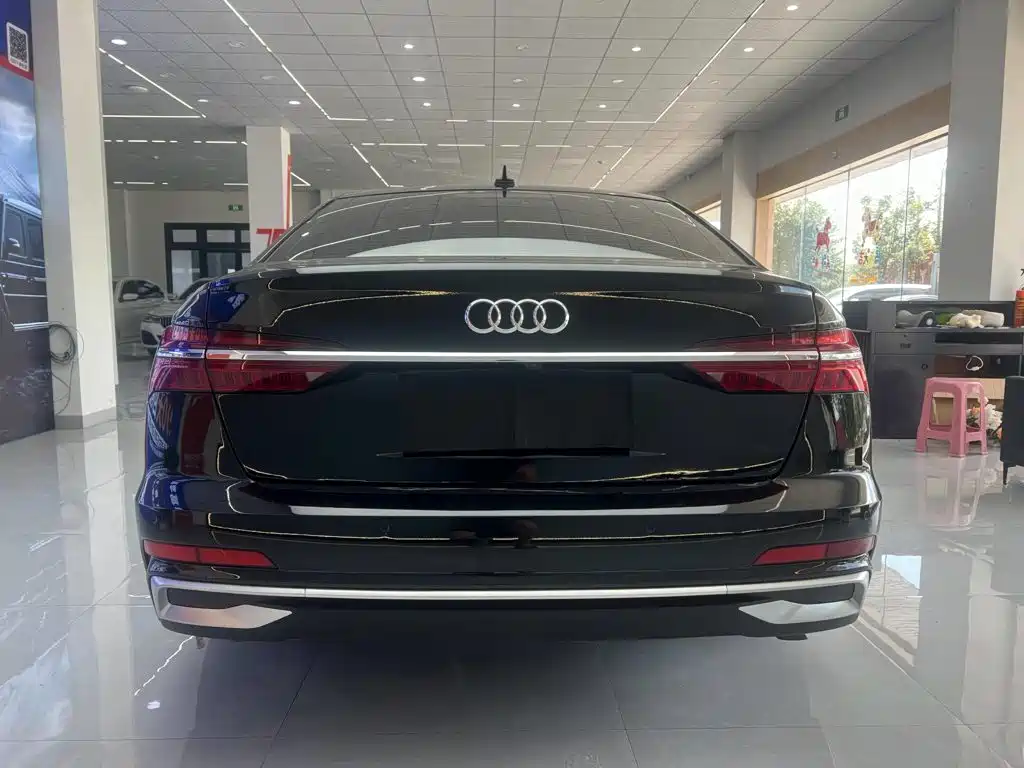 Audi A6L 2021 40 TFSI Luxury