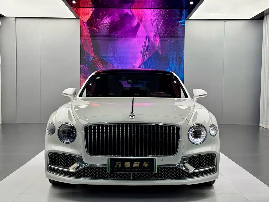 Bentley Flying Spur PHEV — миниатюра 2
