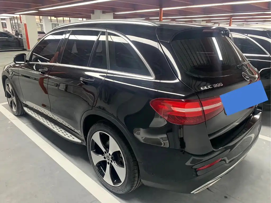 Mercedes-Benz GLC 2018 GLC 300 4MATIC