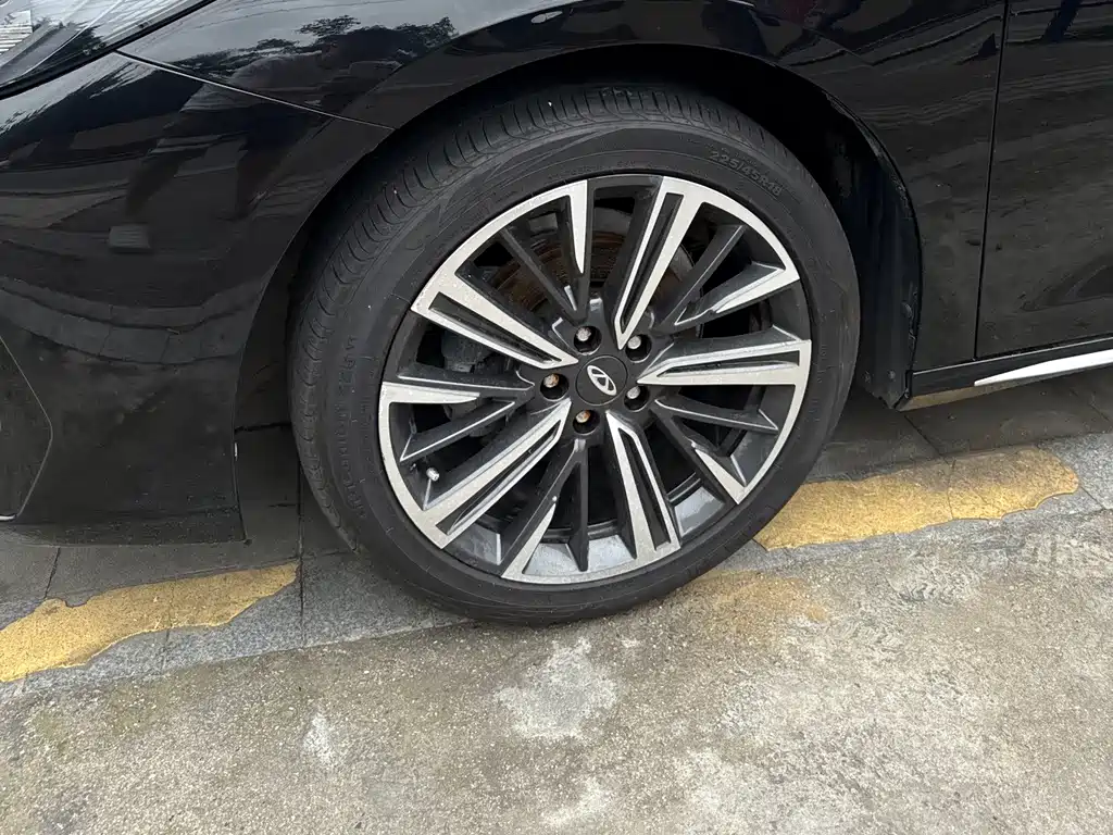 Chery Arrizo 8 8 2024 1.6T DCT