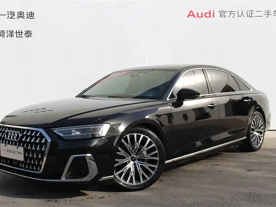 AUDI A8