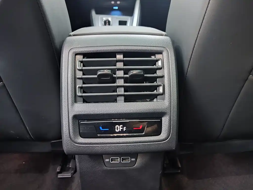 Volkswagen Golf — миниатюра 14