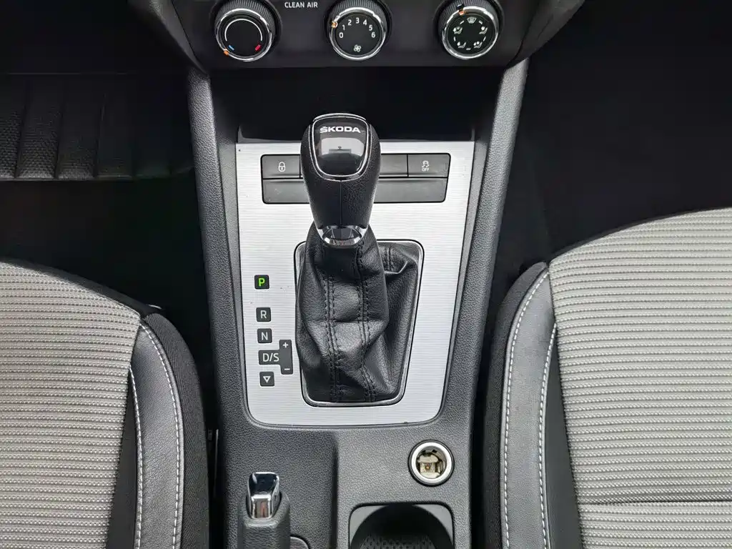 Skoda Octavia — миниатюра 13