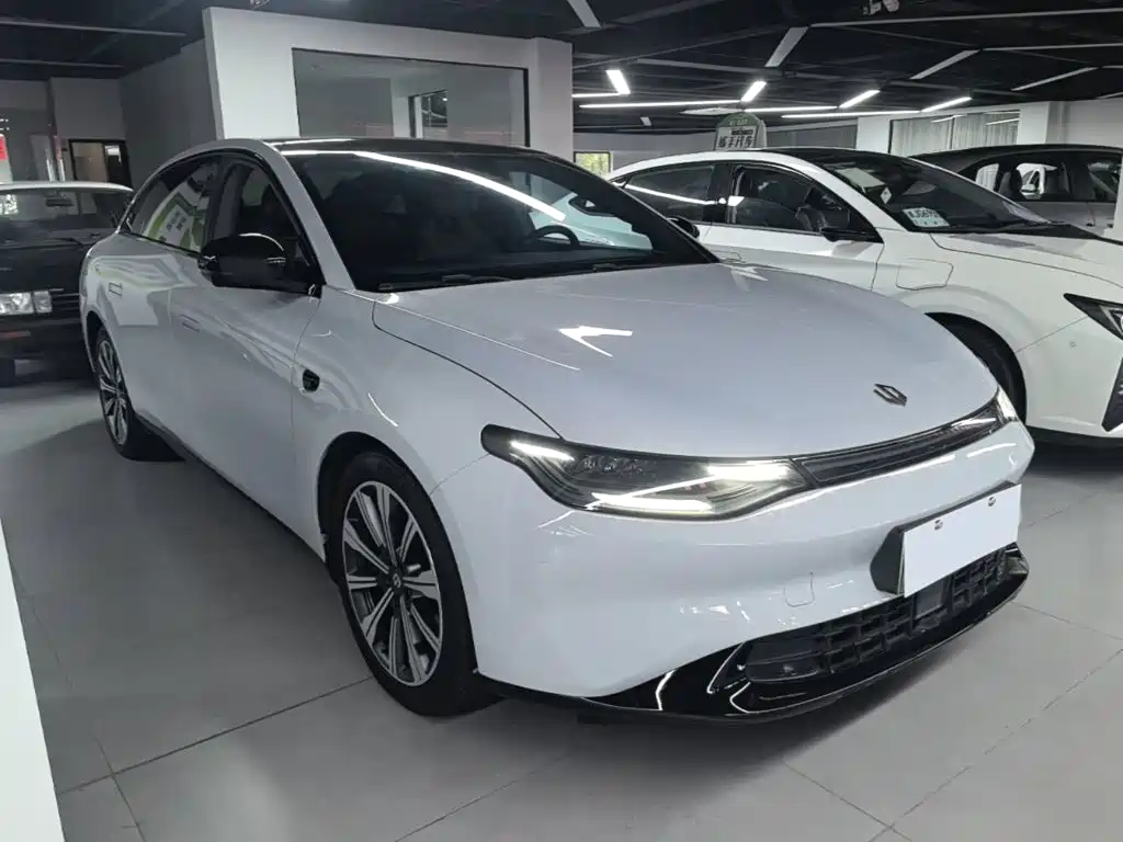 Leapmotor Leapmotor C01 — миниатюра 4