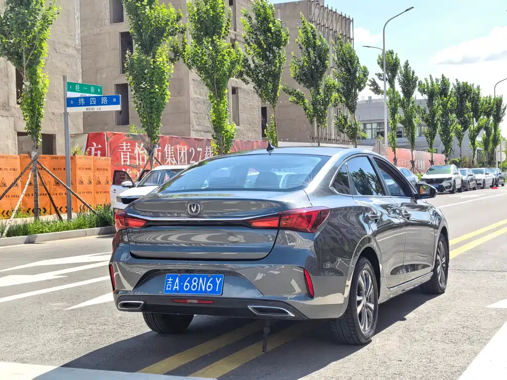 Changan Eado — миниатюра 7