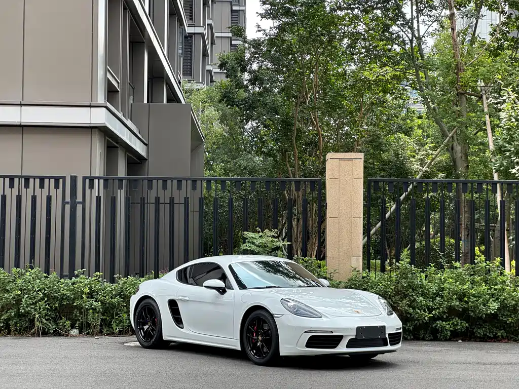 Porsche 718 2020 Cayman 2.0T