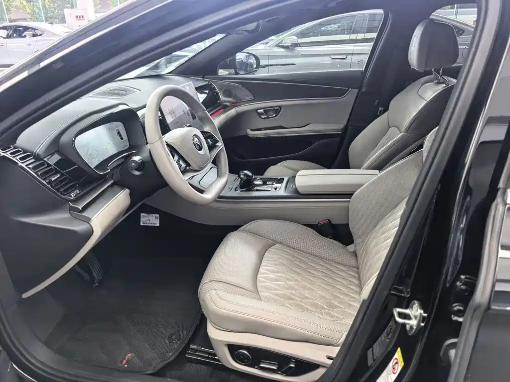 BYD Han — миниатюра 2