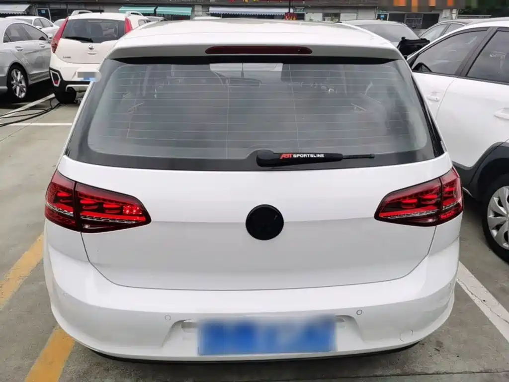 Volkswagen Golf — миниатюра 6