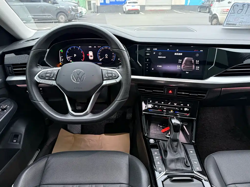 Volkswagen Passat — миниатюра 6