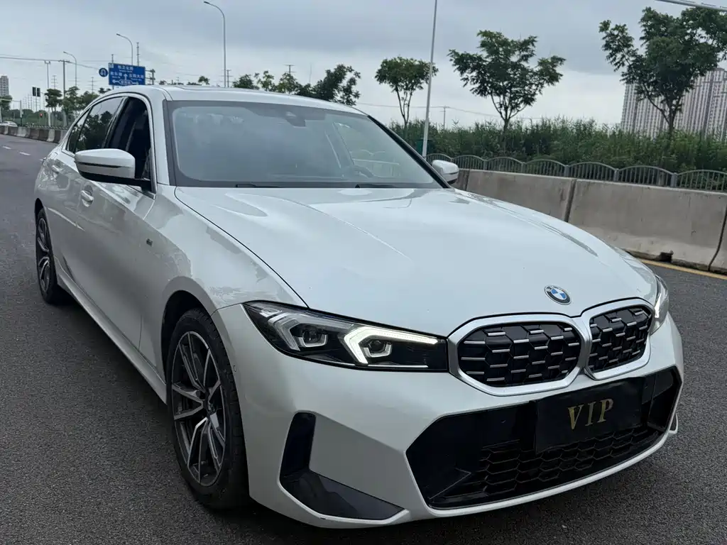 BMW 3 Series — миниатюра 3