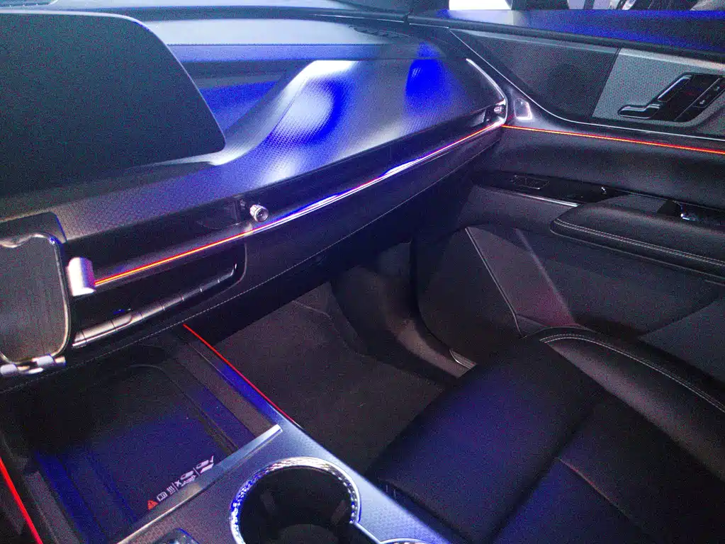 Cadillac XT5 — миниатюра 5