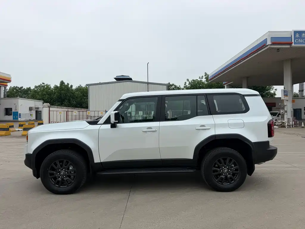 Toyota Land Cruiser Prado 2026 2.4T TX 5 мест