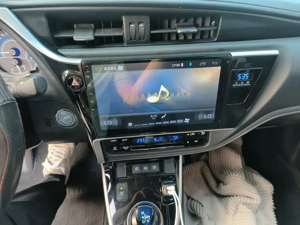 Toyota Corolla — миниатюра 9
