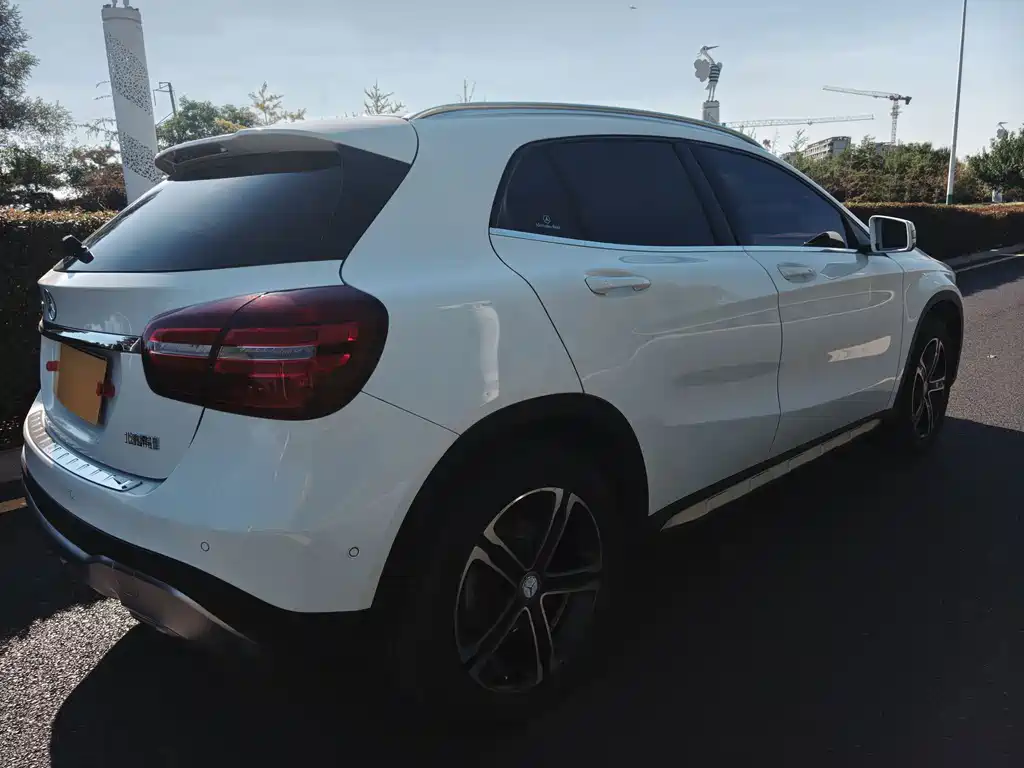 Mercedes-Benz GLA — миниатюра 5