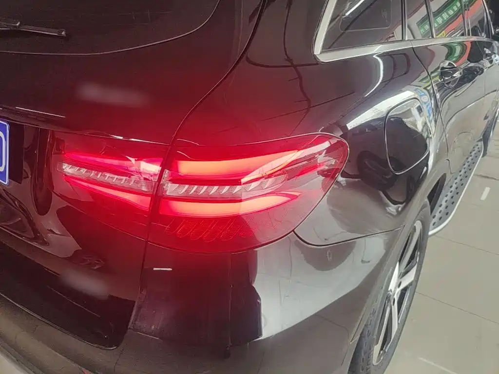 Mercedes-Benz GLC 2018 GLC 260 4MATIC Luxury