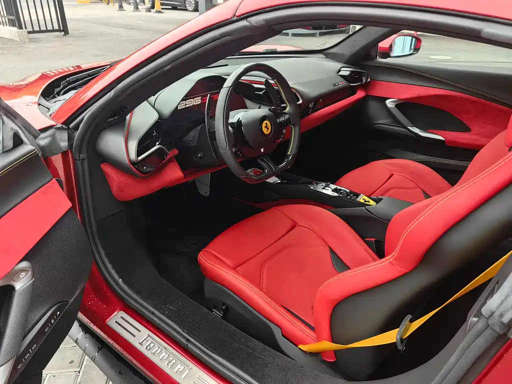 Ferrari 296 2022 3.0T V6 GTS
