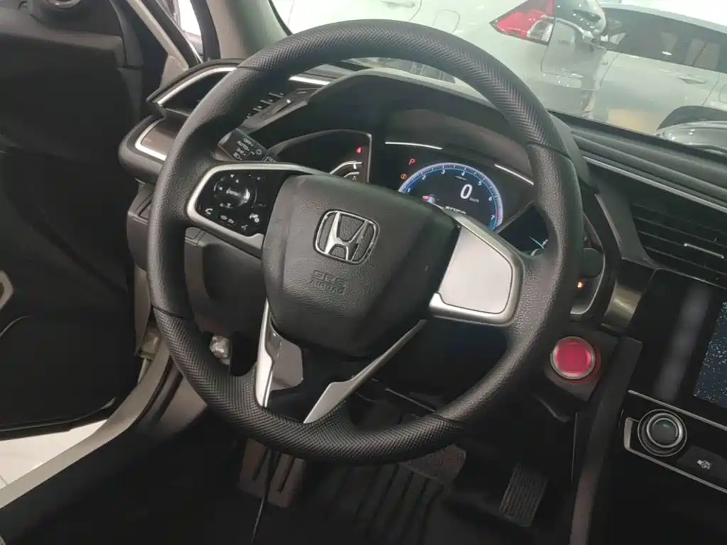Honda Civic — миниатюра 11