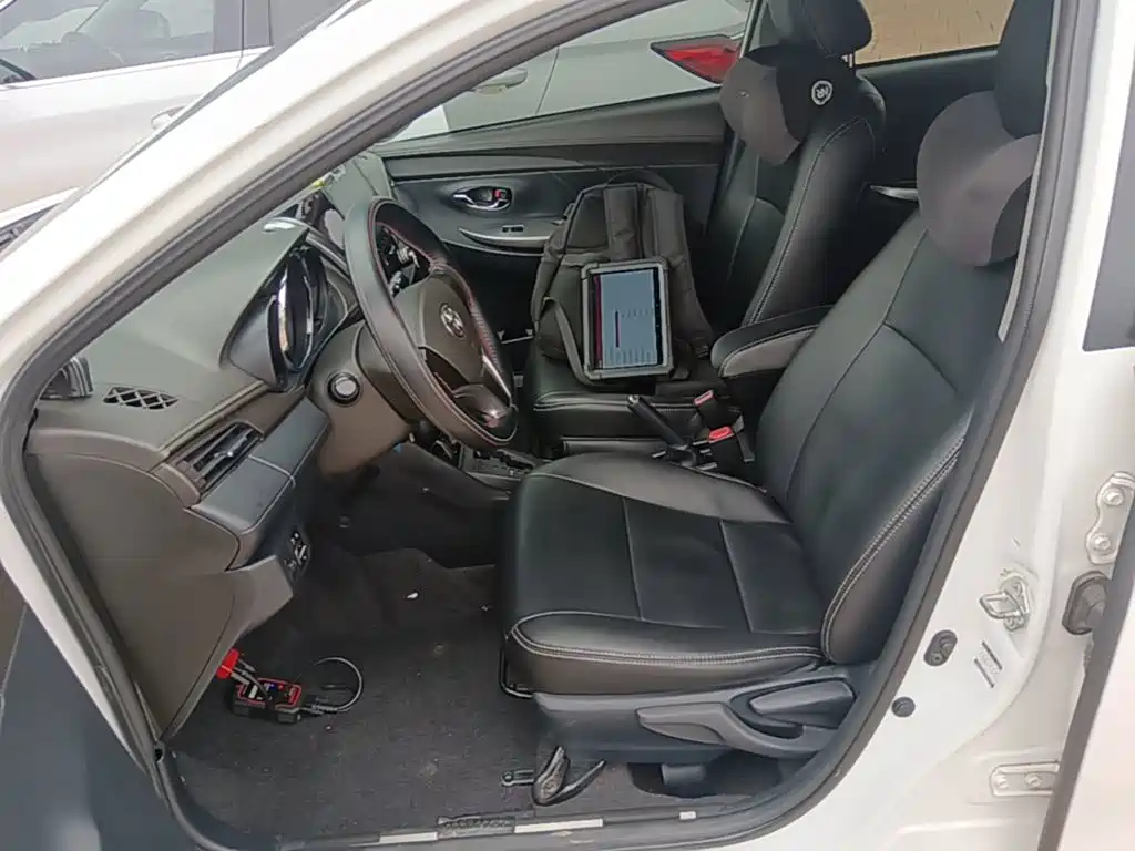 Toyota Yaris L — миниатюра 15