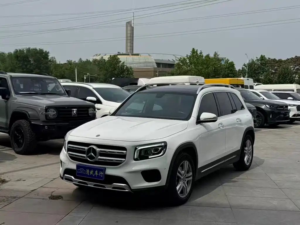 Купить Mercedes-Benz GLB