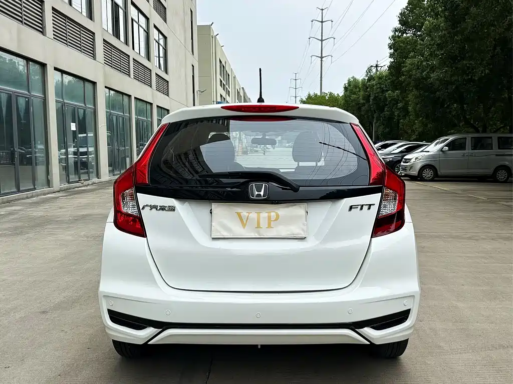 Honda Fit — миниатюра 15