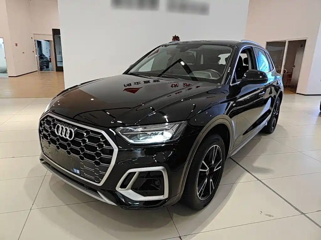 Audi Q5L — миниатюра 2