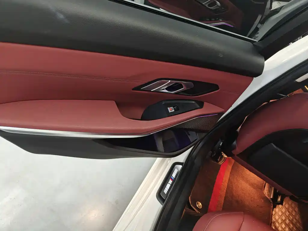 BMW 3 Series — миниатюра 7