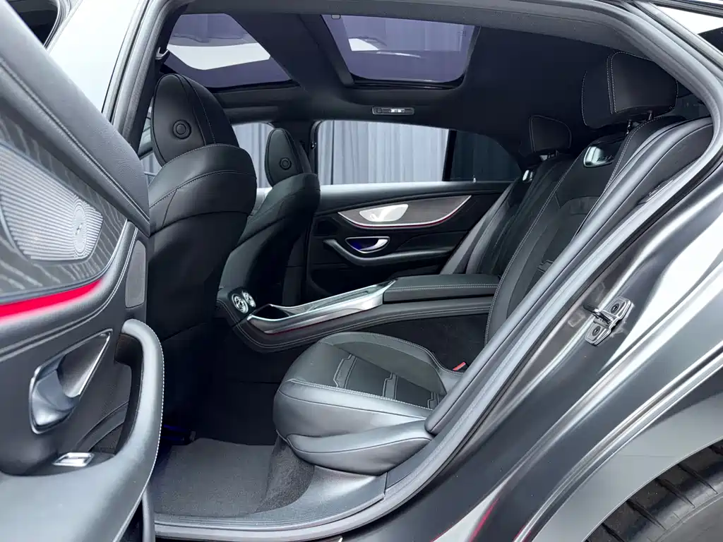 MERCEDES-BENZ AMG GT