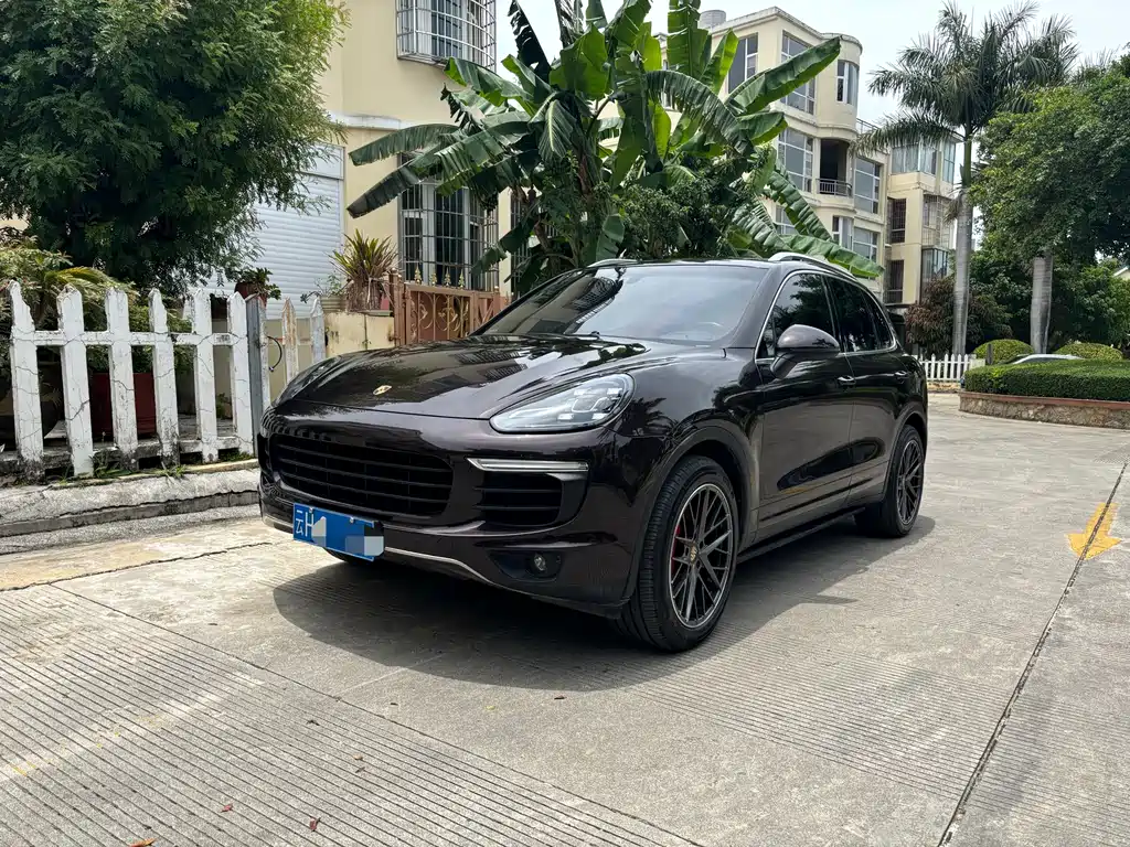 Porsche Cayenne 2015